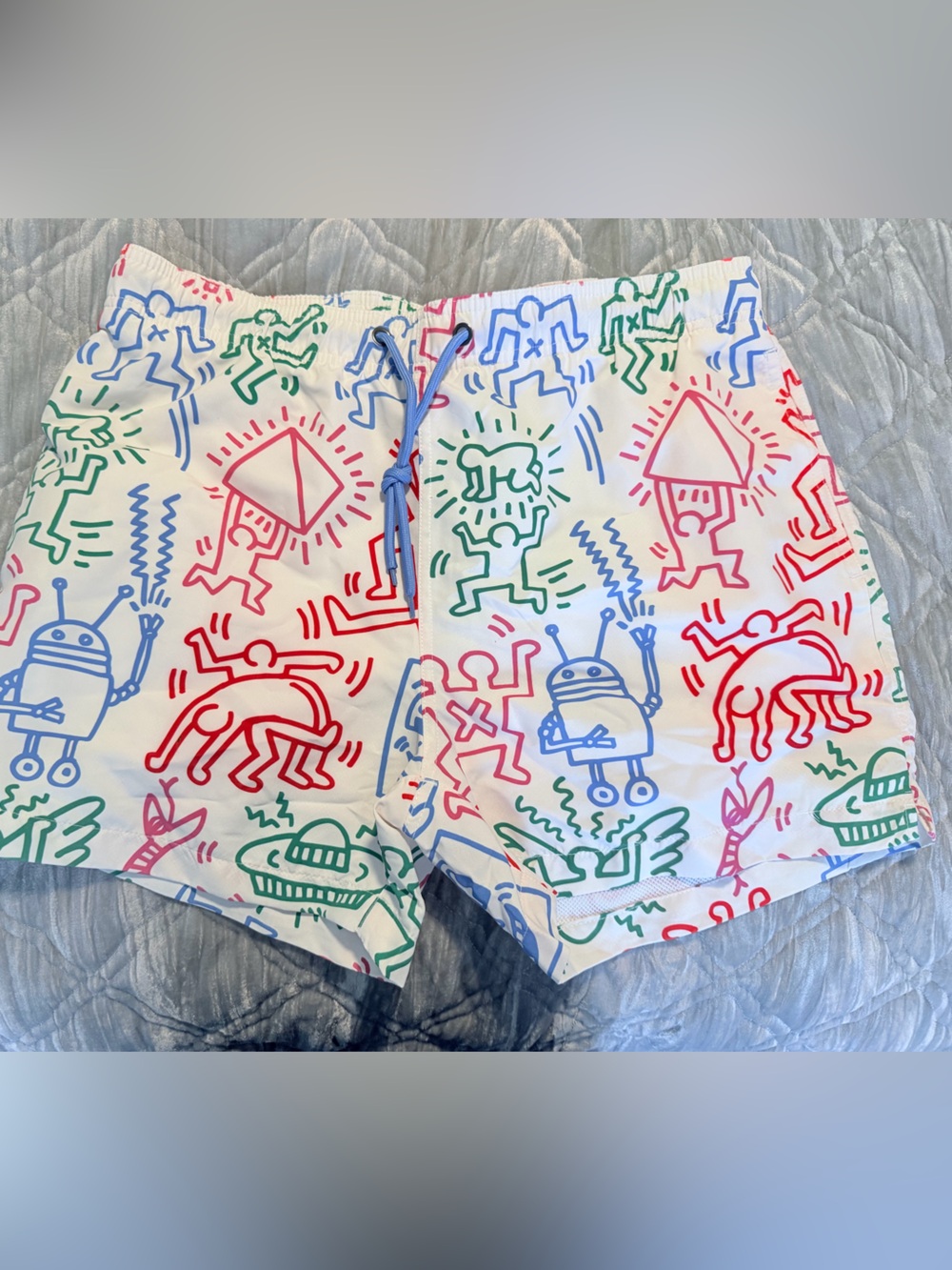White Men's Athletic Shorts with Multicolor Graphic Print